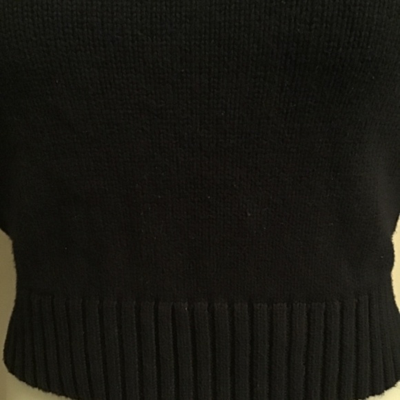 😎#16, Polo , pre-owned, see photos, size S/P (8), does have lint balls - Picture 4 of 5